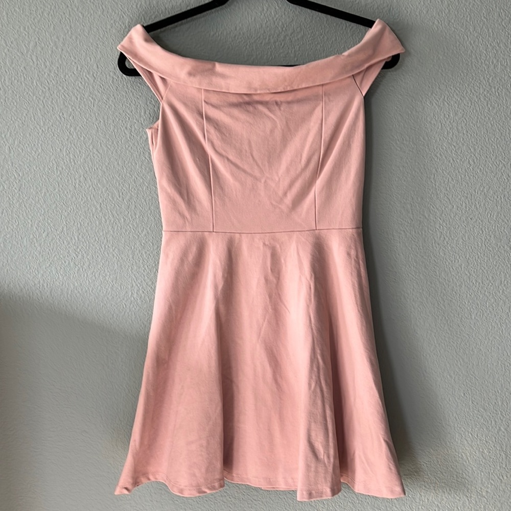 Beautiful Lulu’s dress, women’s M, low cowl collar, peach-pink, fully li… - Picture 2 of 9